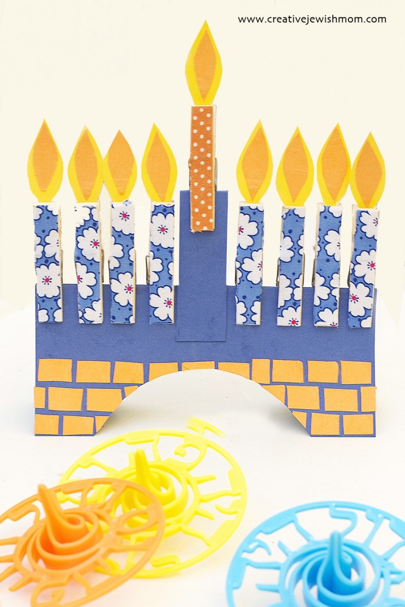 DIY menorah craft with clothespins