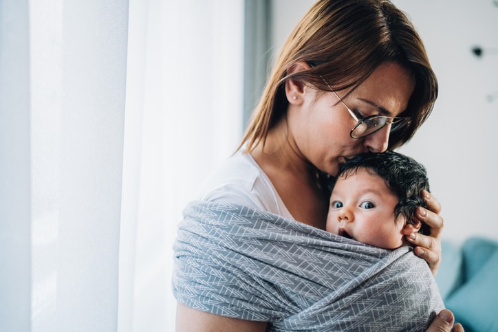 What is attachment parenting? Experts share how it works plus pros and cons