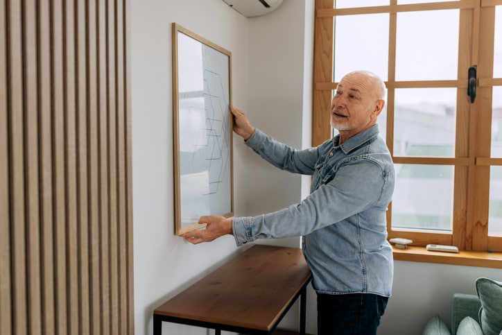Senior living buy-in vs. monthly rental: Which is right for you?