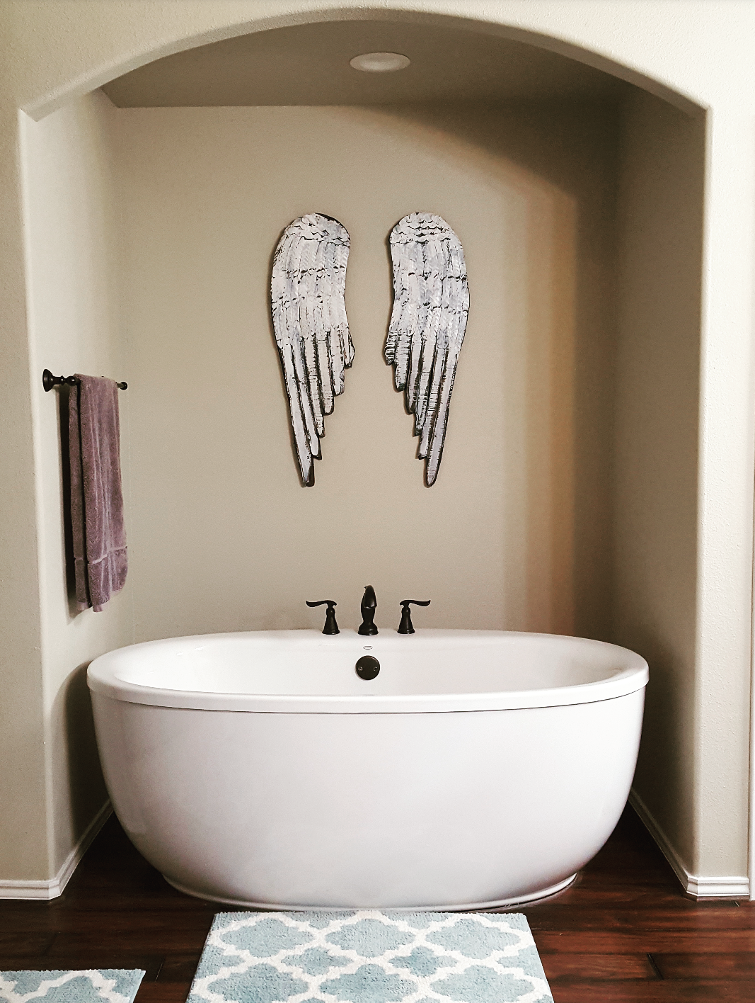 Pretty Neat Cleaning, LLC's Photo