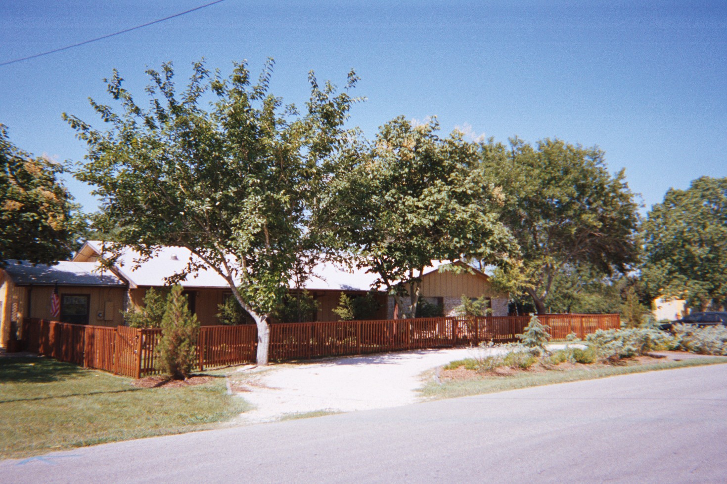 Photo gallery image - 0