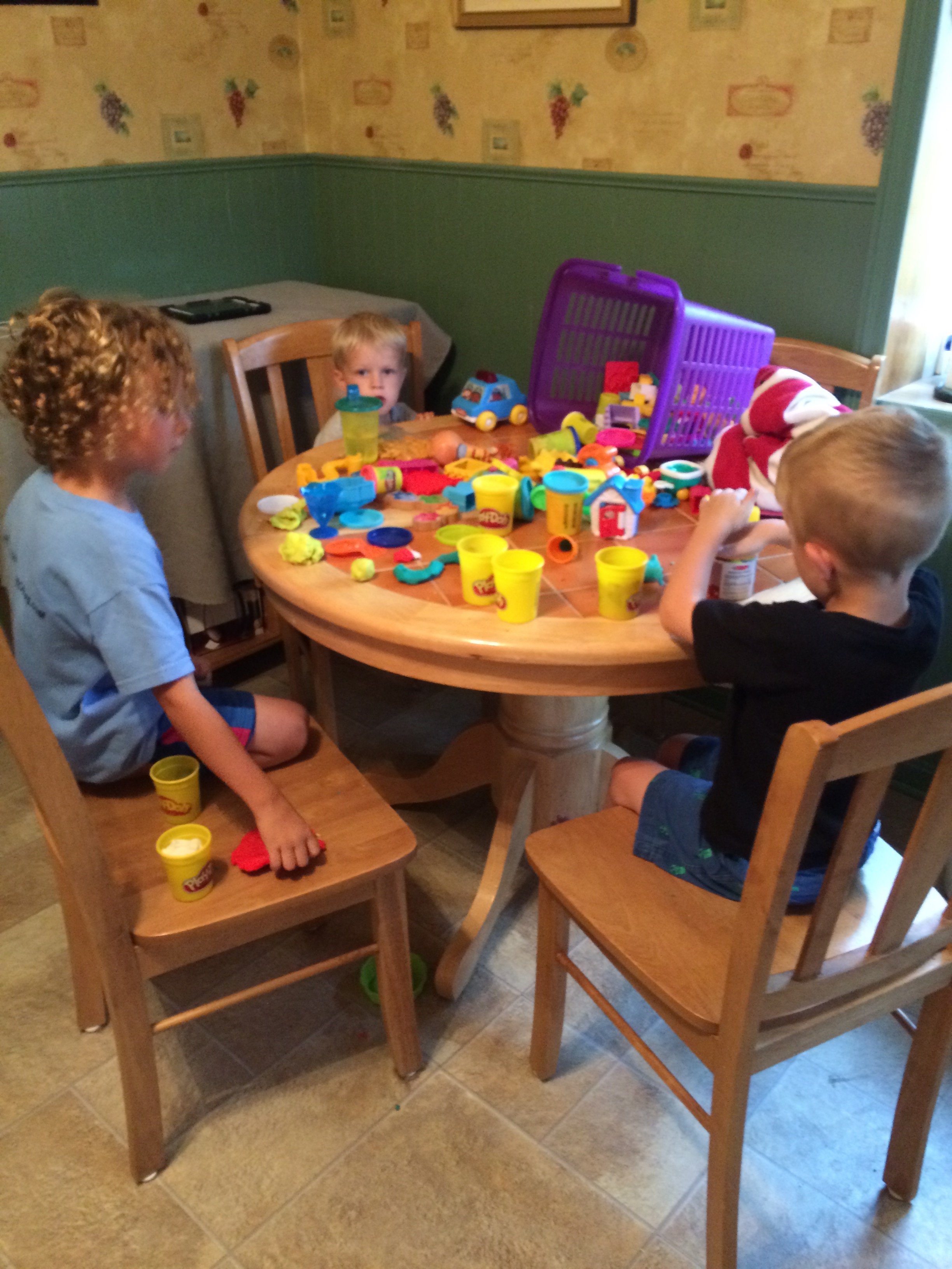 Preschooler's Play Central's Photo