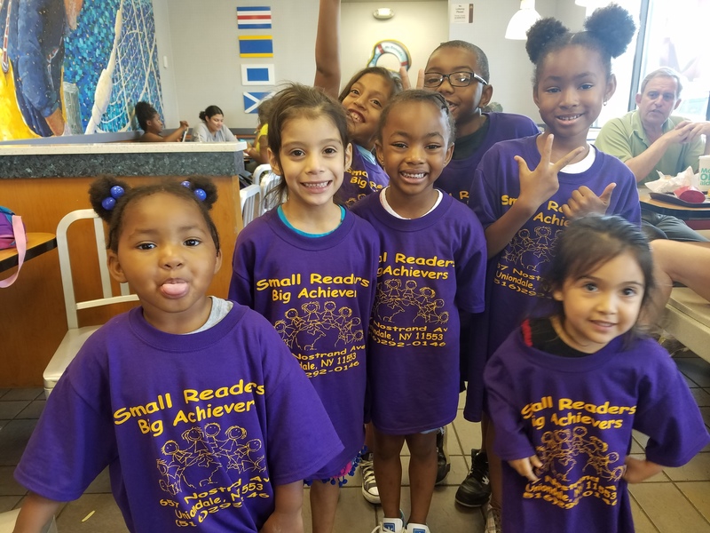 Small Readers Child Center Inc. Logo