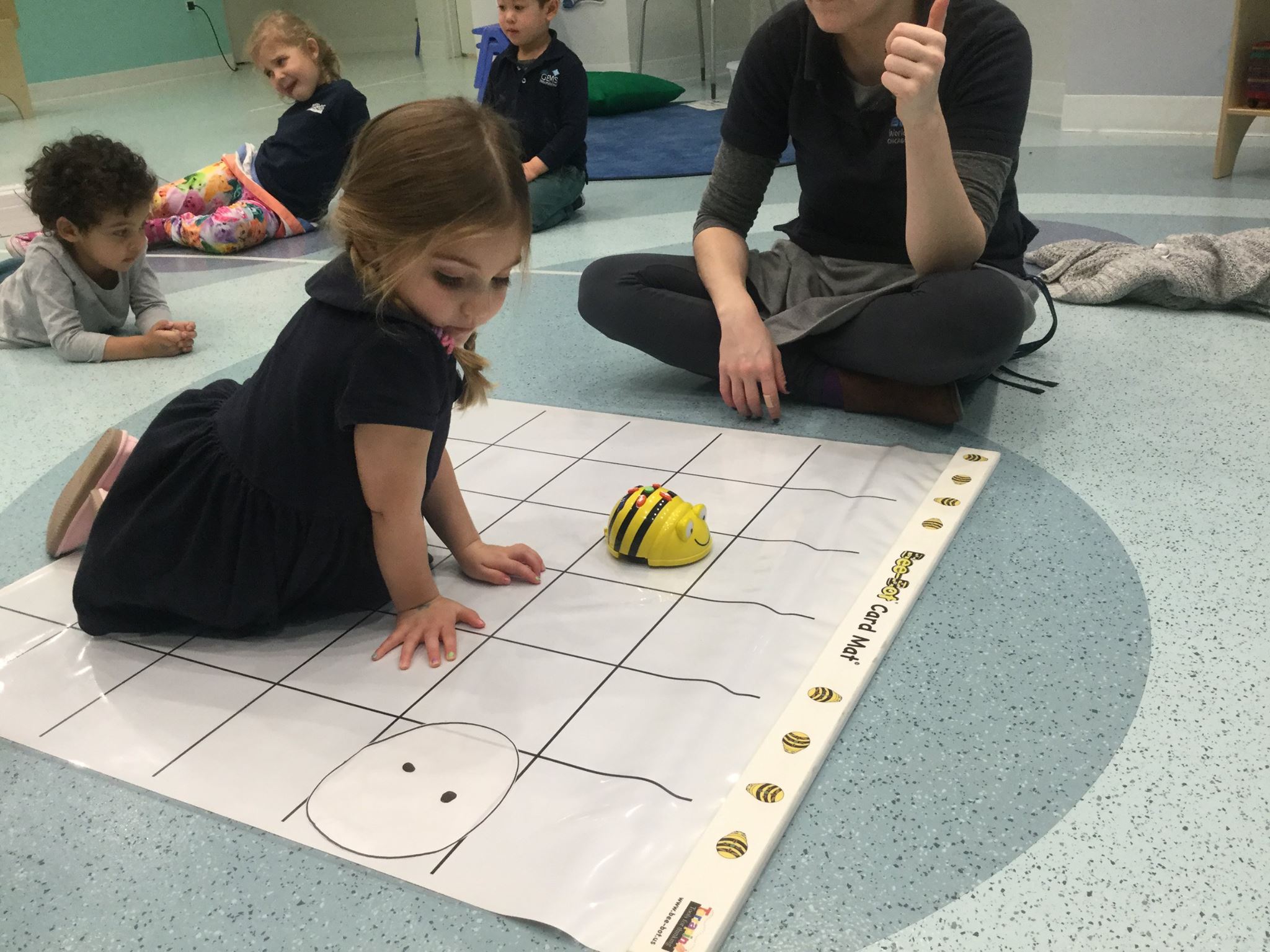 Gems World Academy Chicago Logo