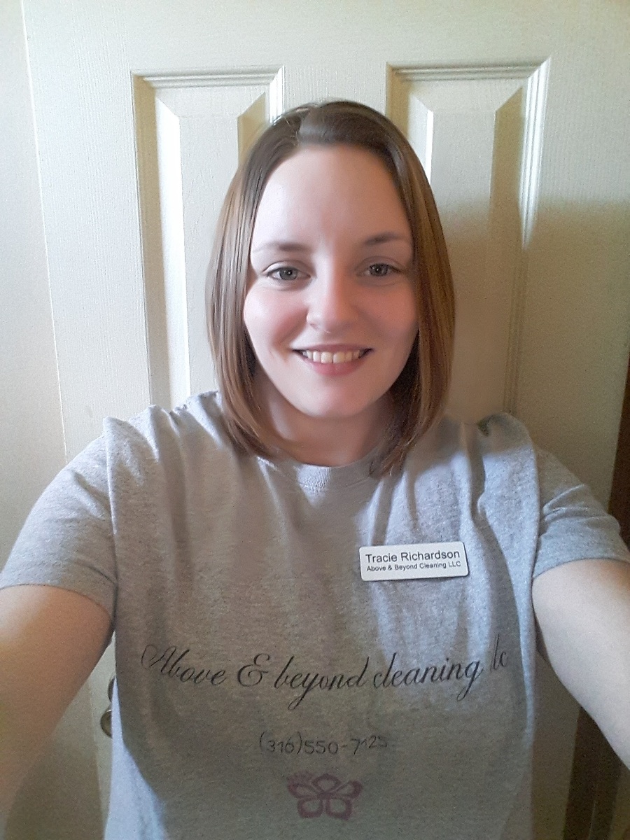 Above & Beyond Cleaning LLC's Photo