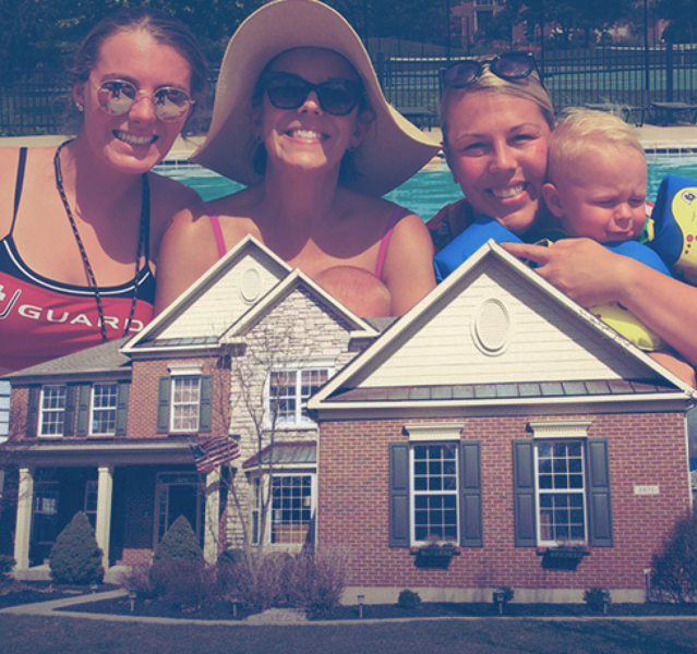 Nellies Play House Logo