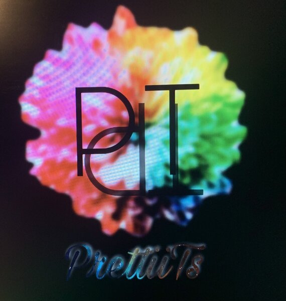 PrettiiT's's Photo