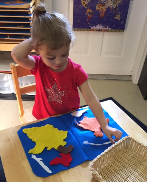Children's Montessori School Logo