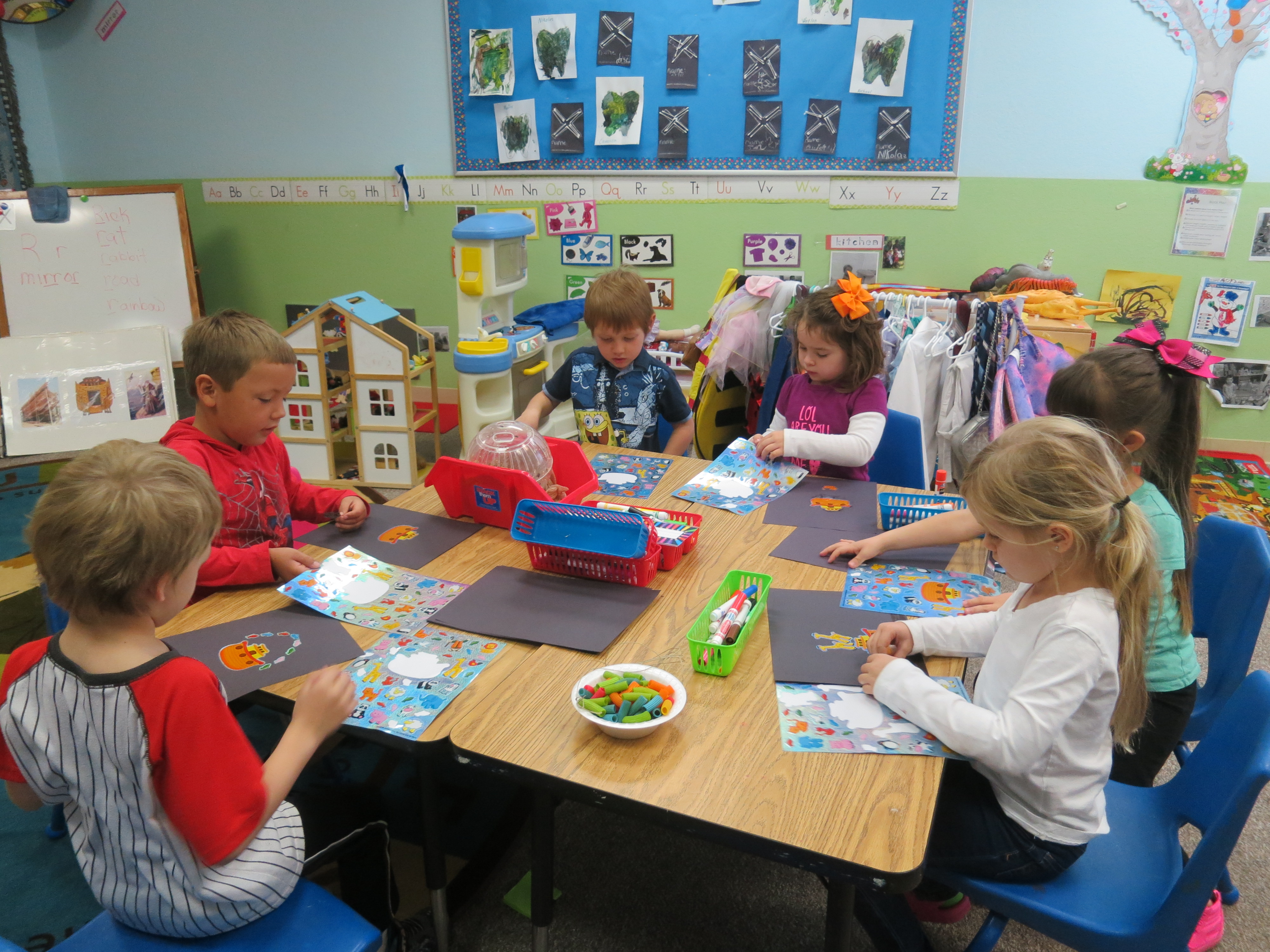 Tlc Preschool Logo