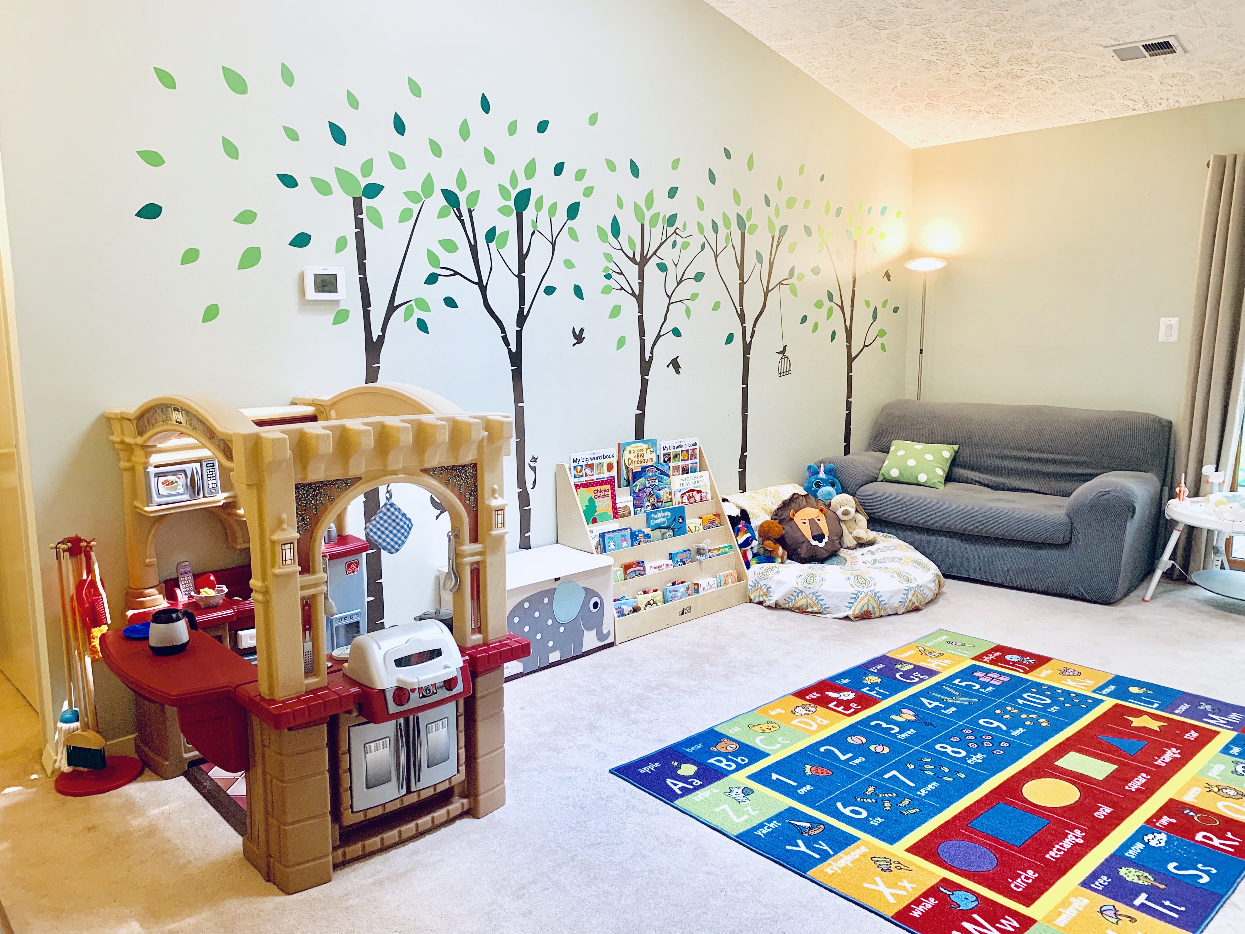 Home Away With Hillary's Photo