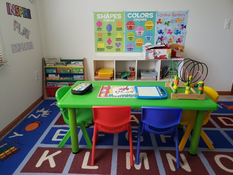 Lil Kings & Queens 4 Childcare Logo