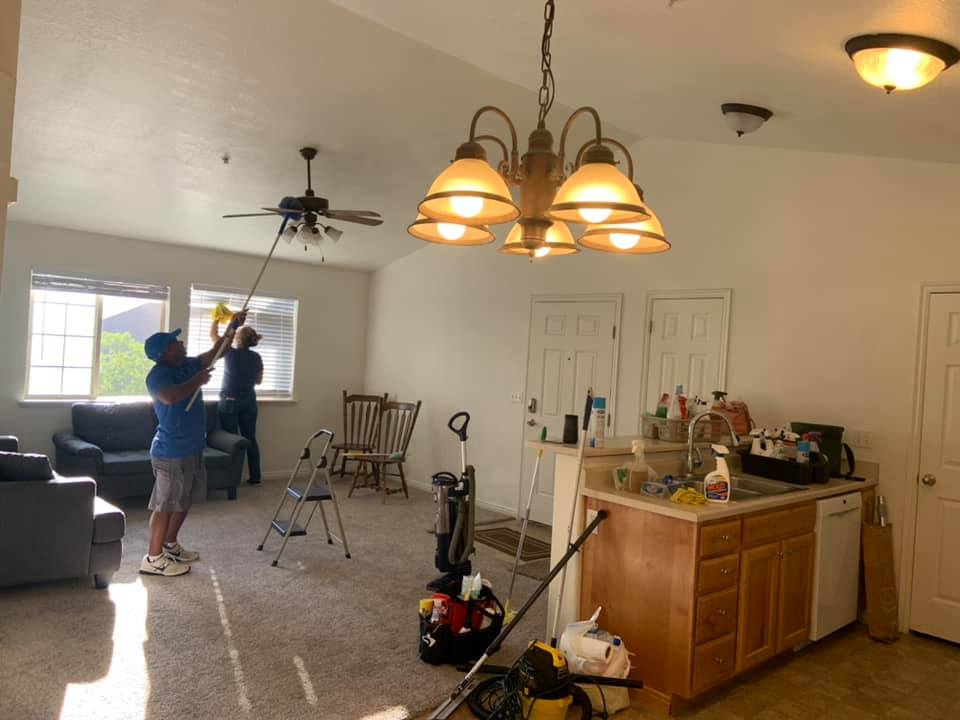 Too Much Clean Services's Photo