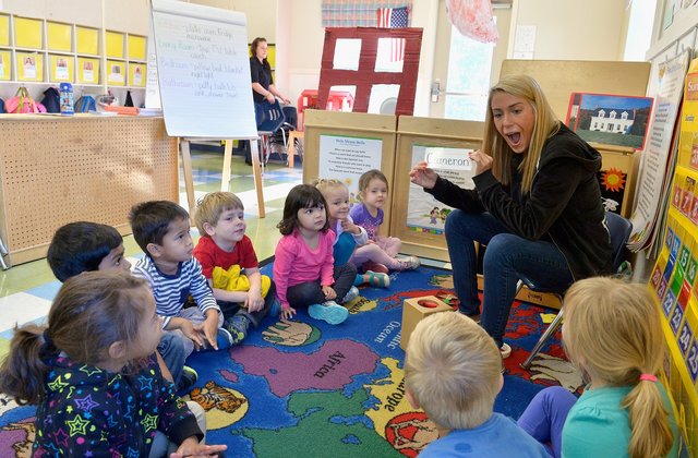Palos Verdes Montessori Academy Logo