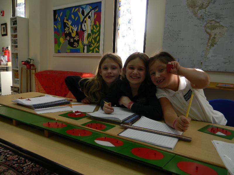 Riverstone Montessori Academy Logo