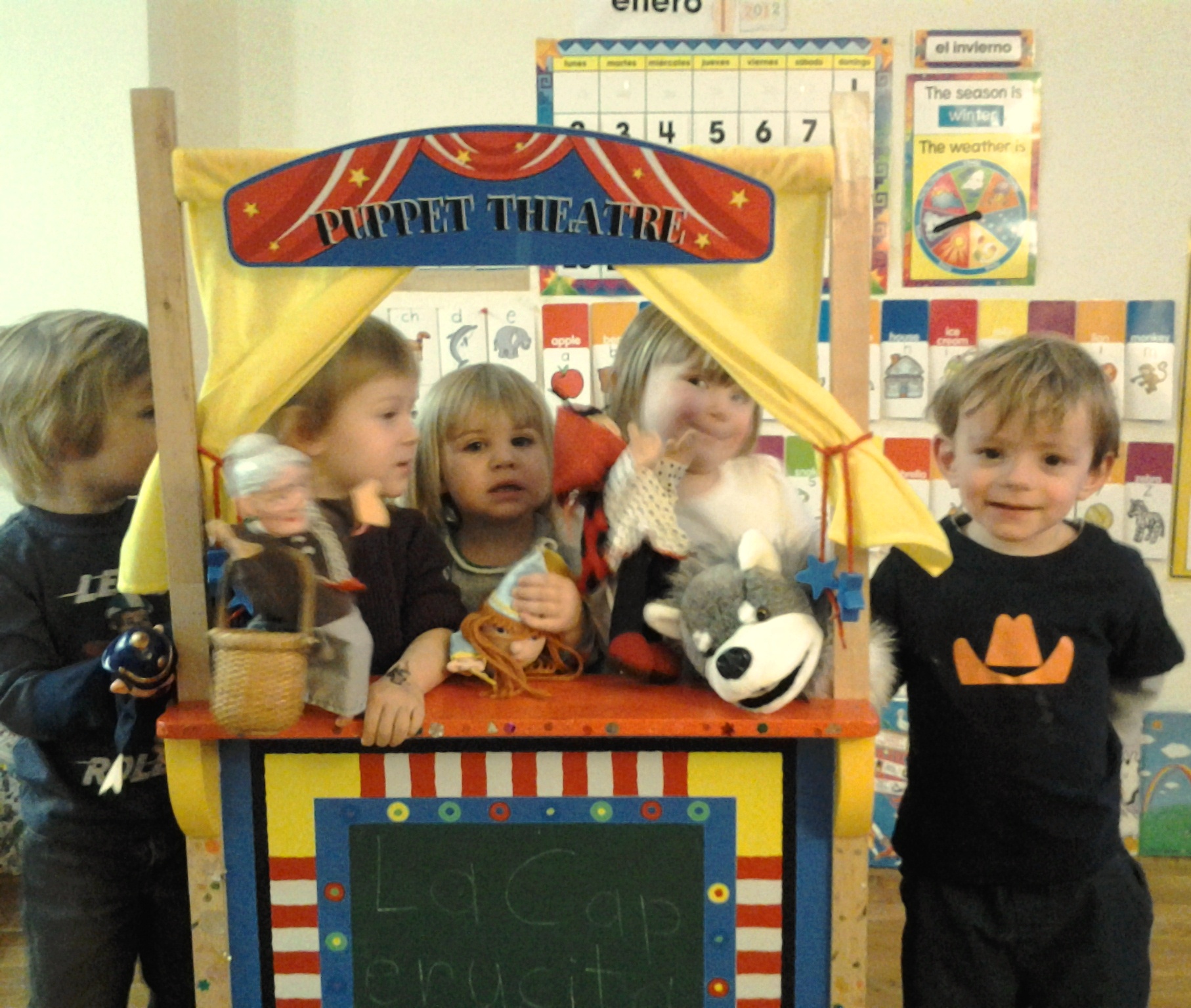 Amiguitos Montessori International Day School's Photo