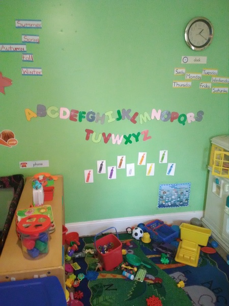 Deltra's Childcare Services, Inc. Logo