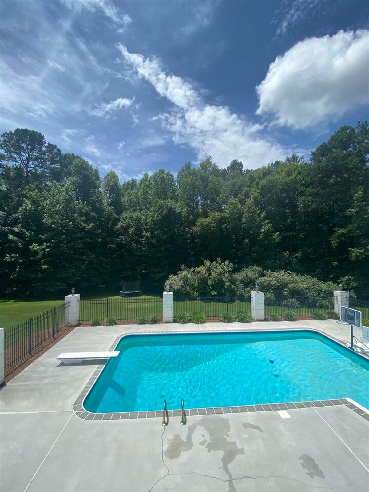 Photo gallery image - 3