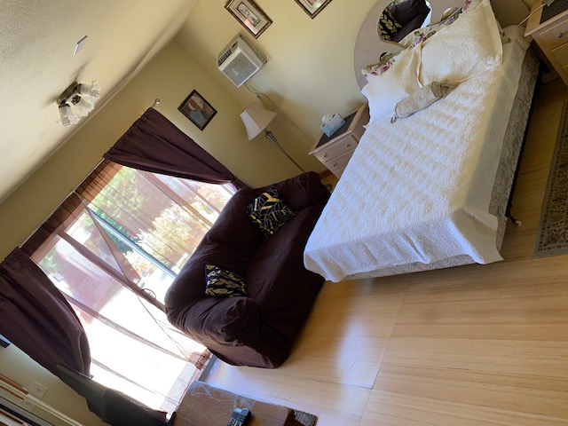 Photo gallery image - 4