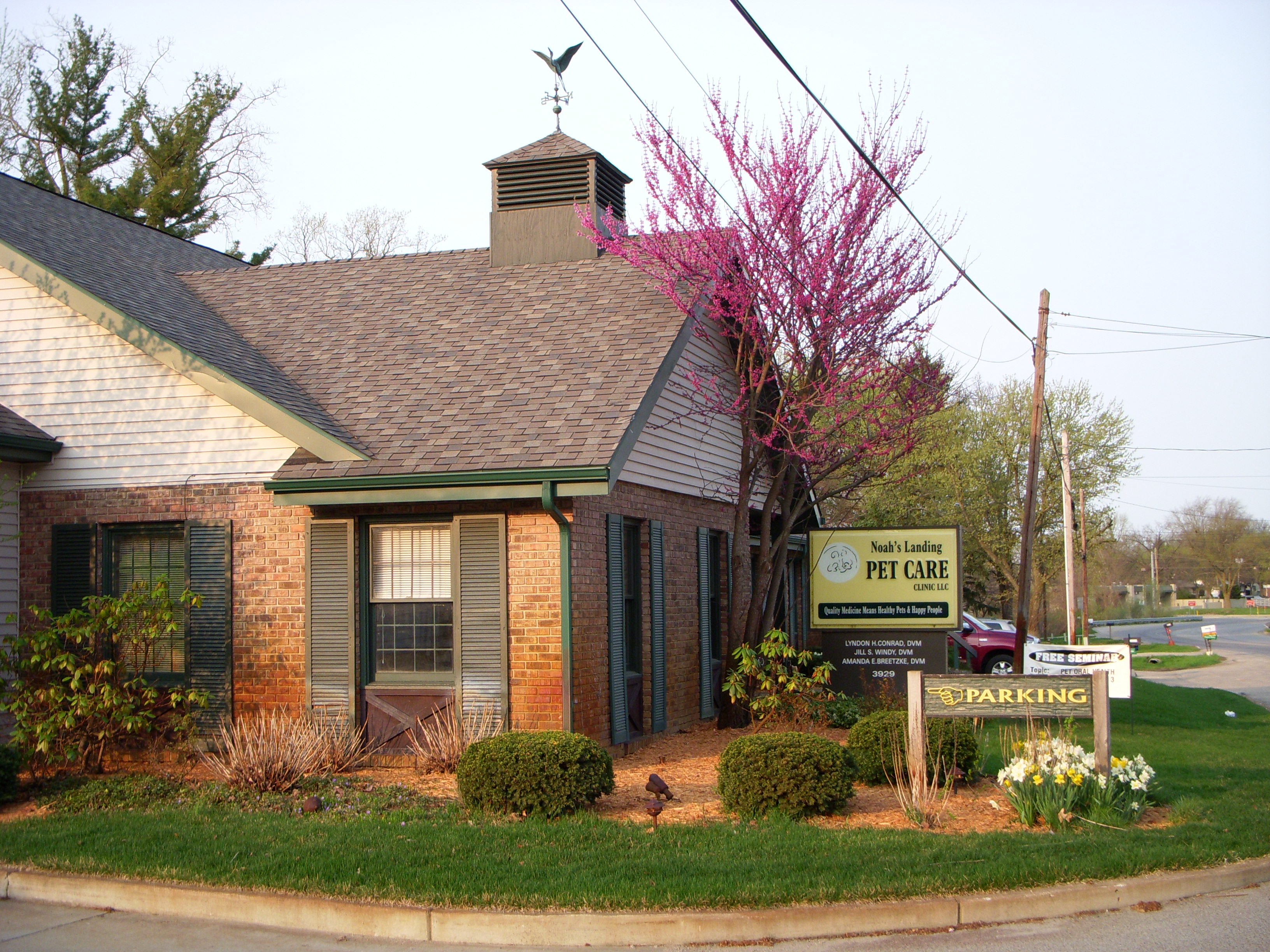 Noah's Landing Pet Care Clinic's Photo