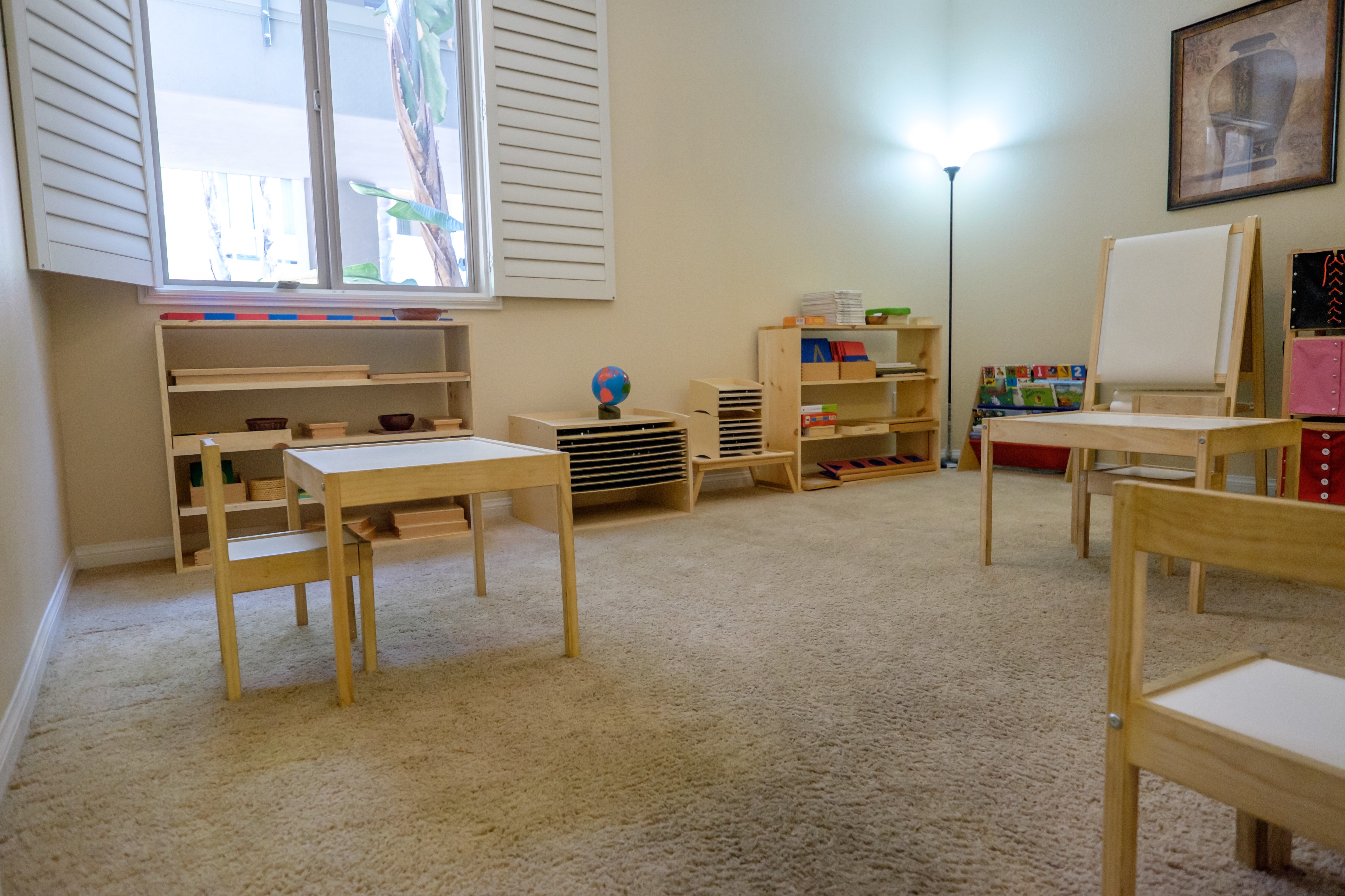 Starfield Montessori Daycare Logo