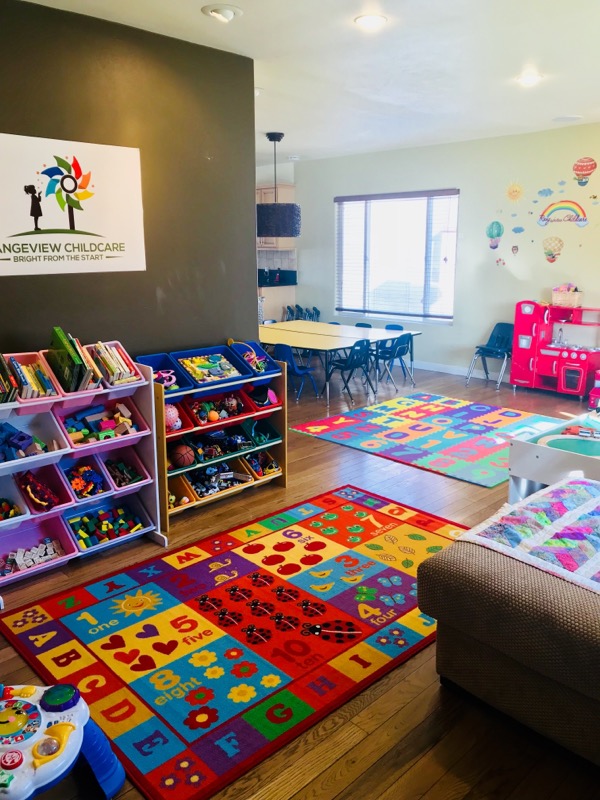 Rangeview Childcare Logo