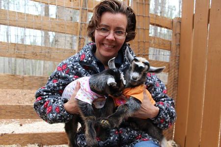 SHAPE Eco Farm "Farm Girl in Training"'s Photo