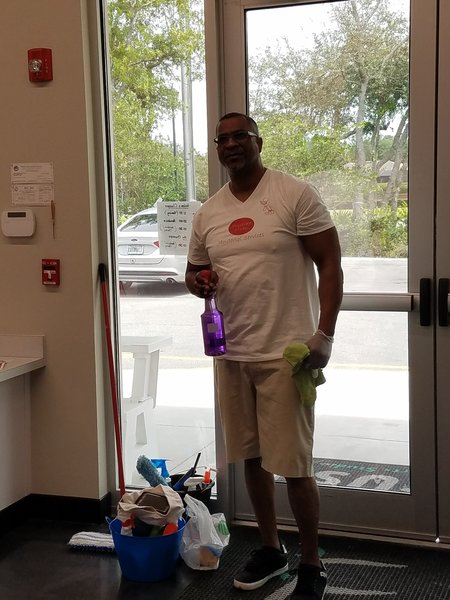 Pristine Clean Janitorial Services Logo