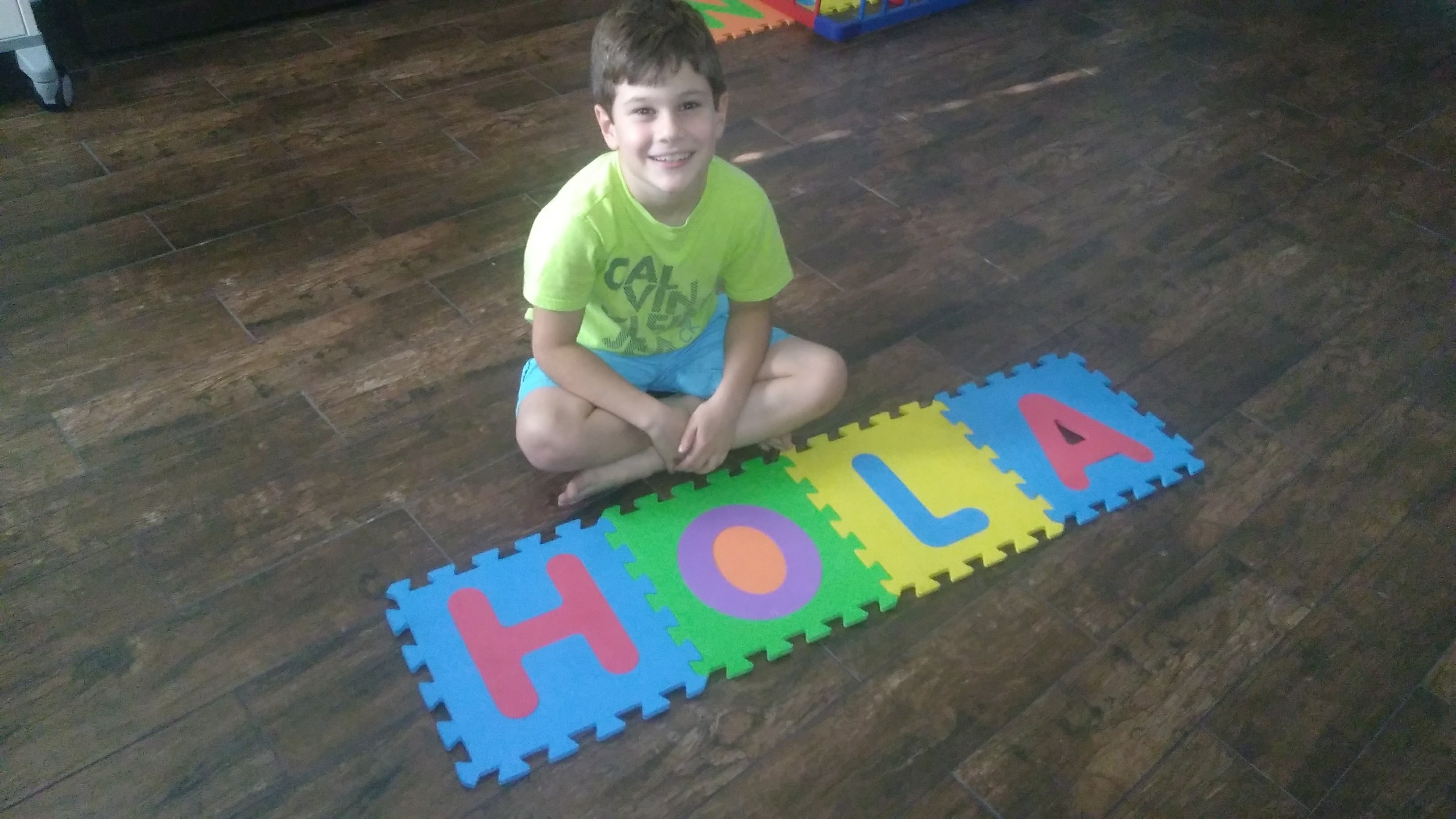 Learn & Play Spanish Immersion Program Logo