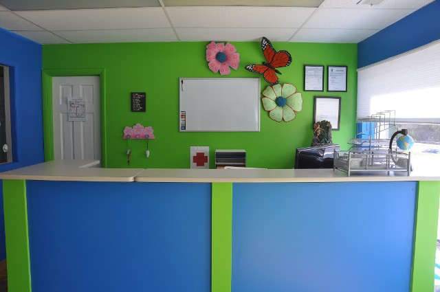 Gloworms Academy's Photo