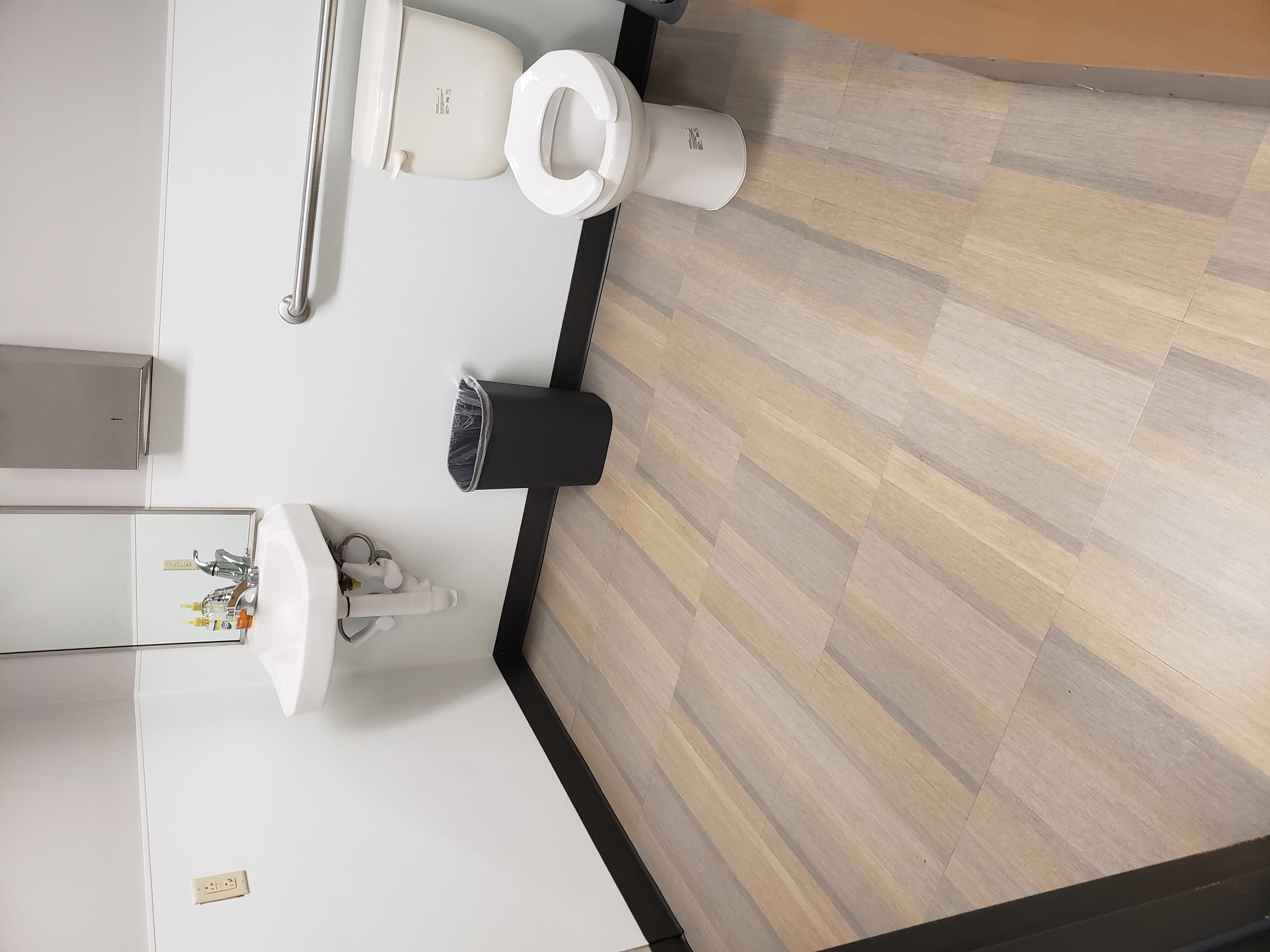 Kingdom Cleaning & Janitorial Services Inc's Photo