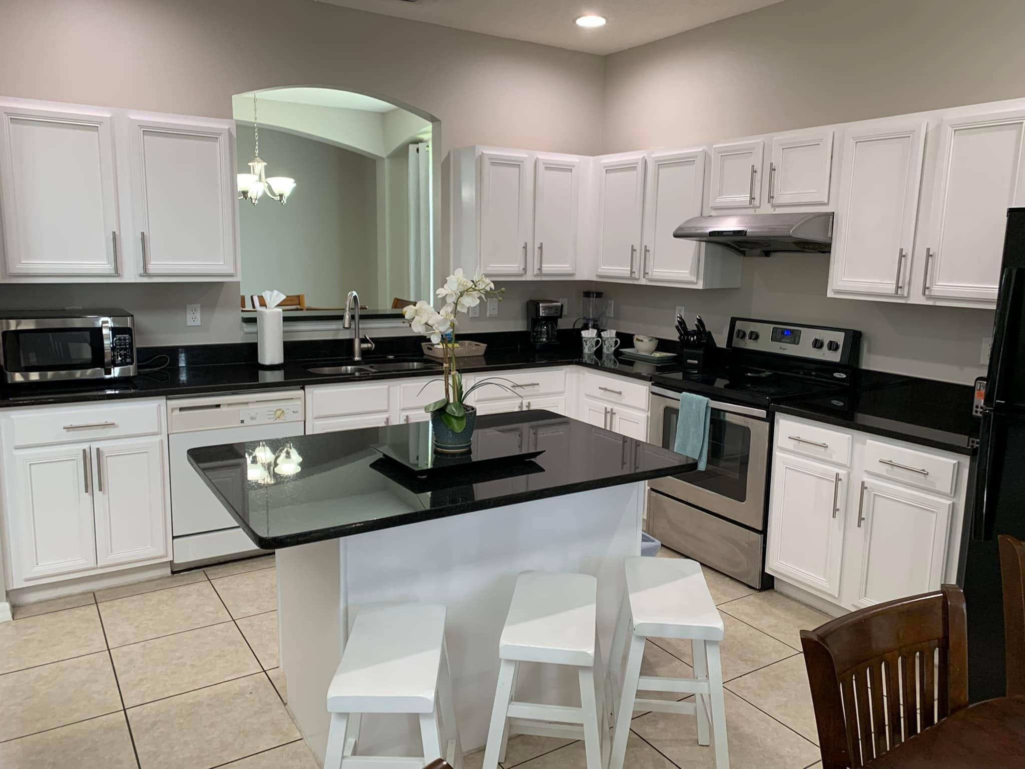 Eli Anna Cleaning Solutions LLC's Photo