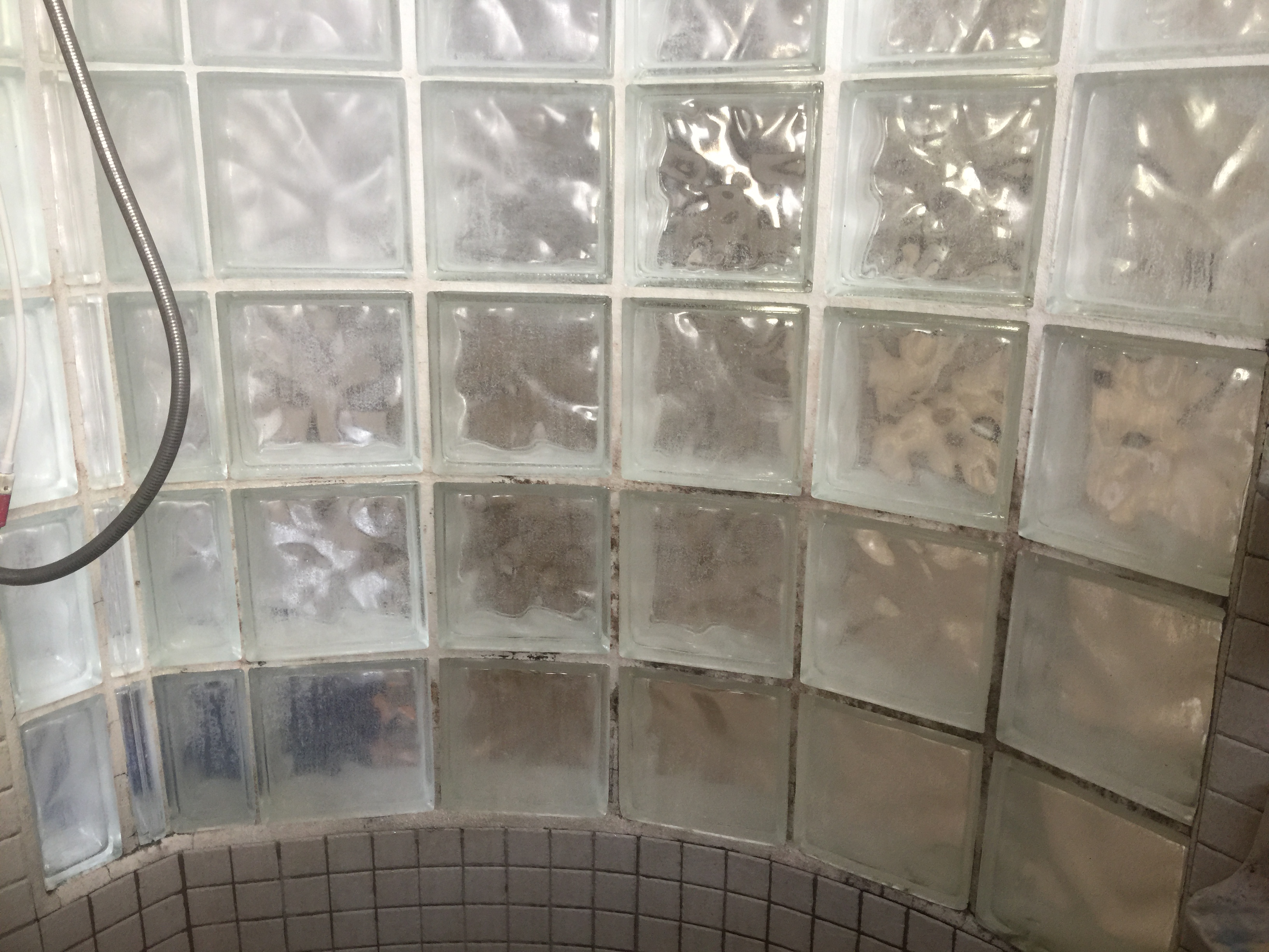 Handy Helpers Cleaning & Services LLC's Photo