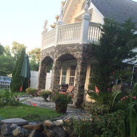 Von Sola Private Assisted Living
