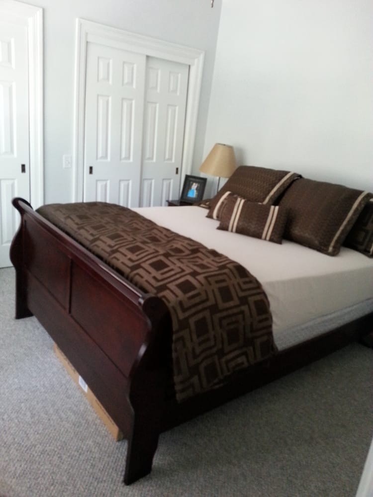 Elena's Maids's Photo