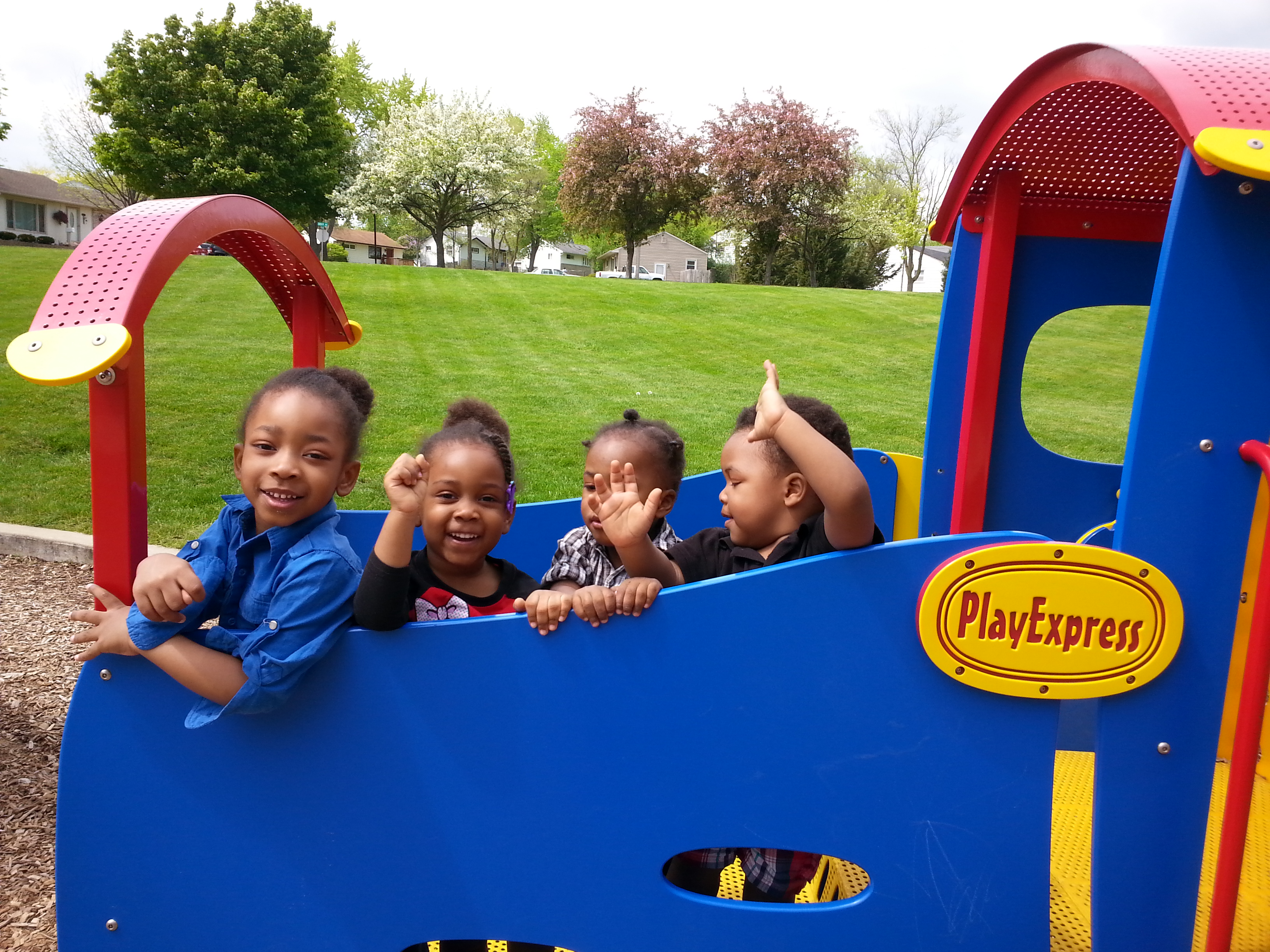 Priceless Packages Preschoolers's Photo