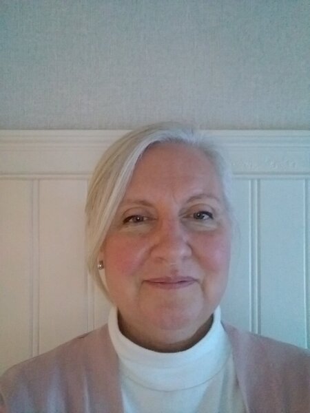 COUNTRY MANOR SENIOR LIVING LLC