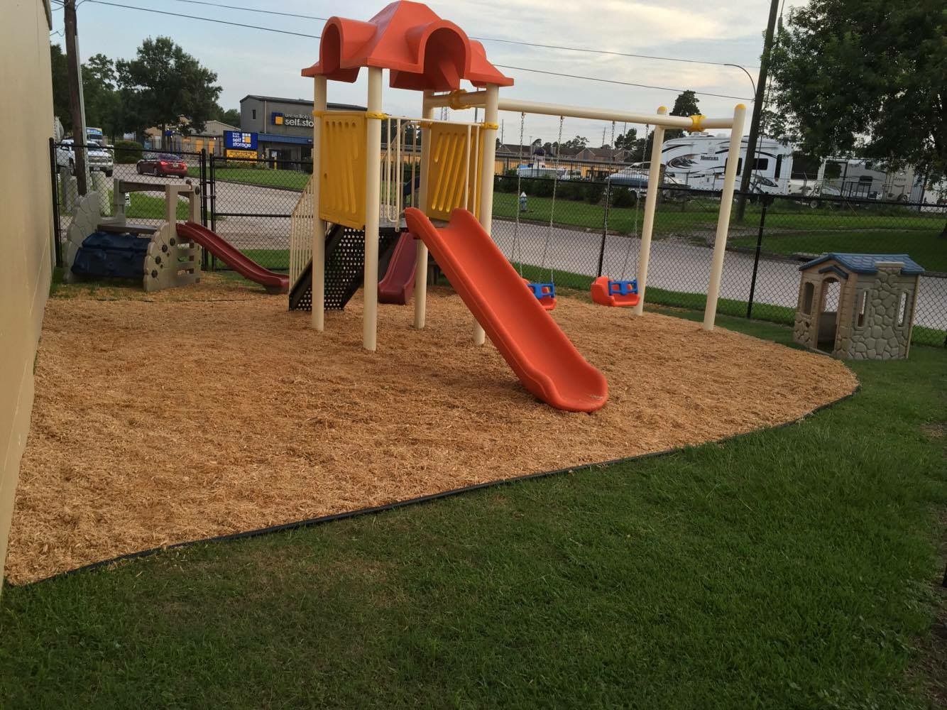 Lil Mindbuilders Learning Center's Photo