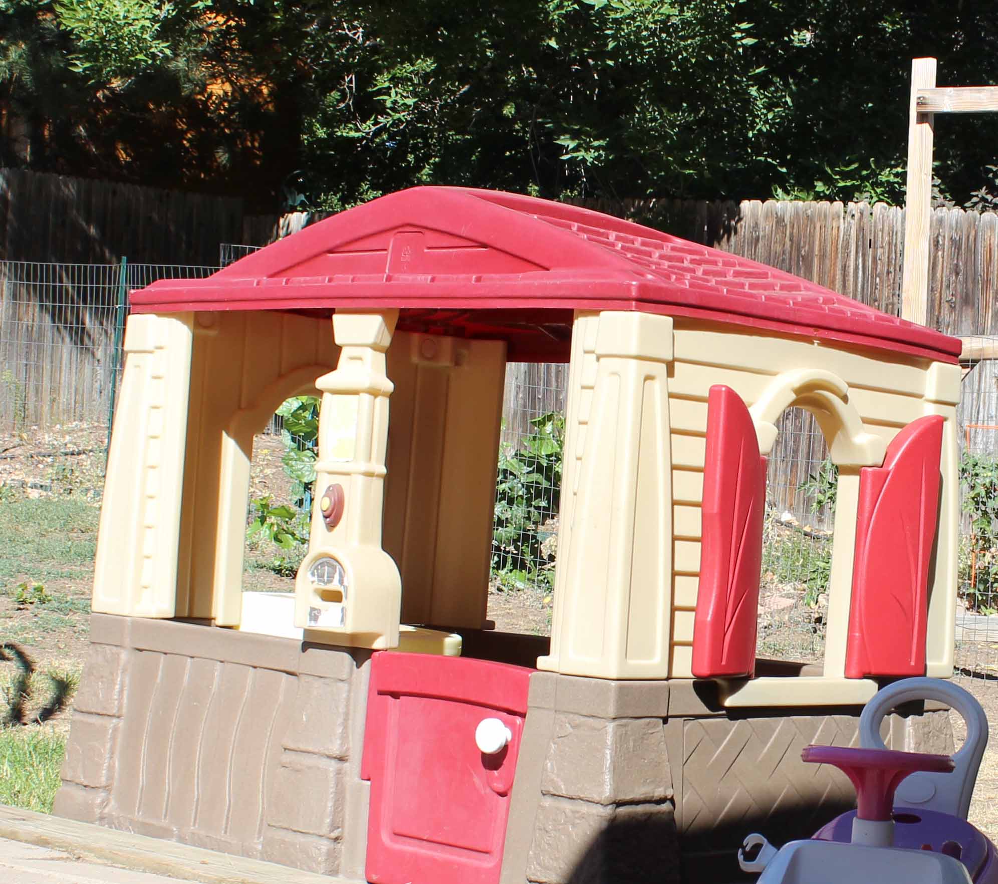 Enas Daycare's Photo