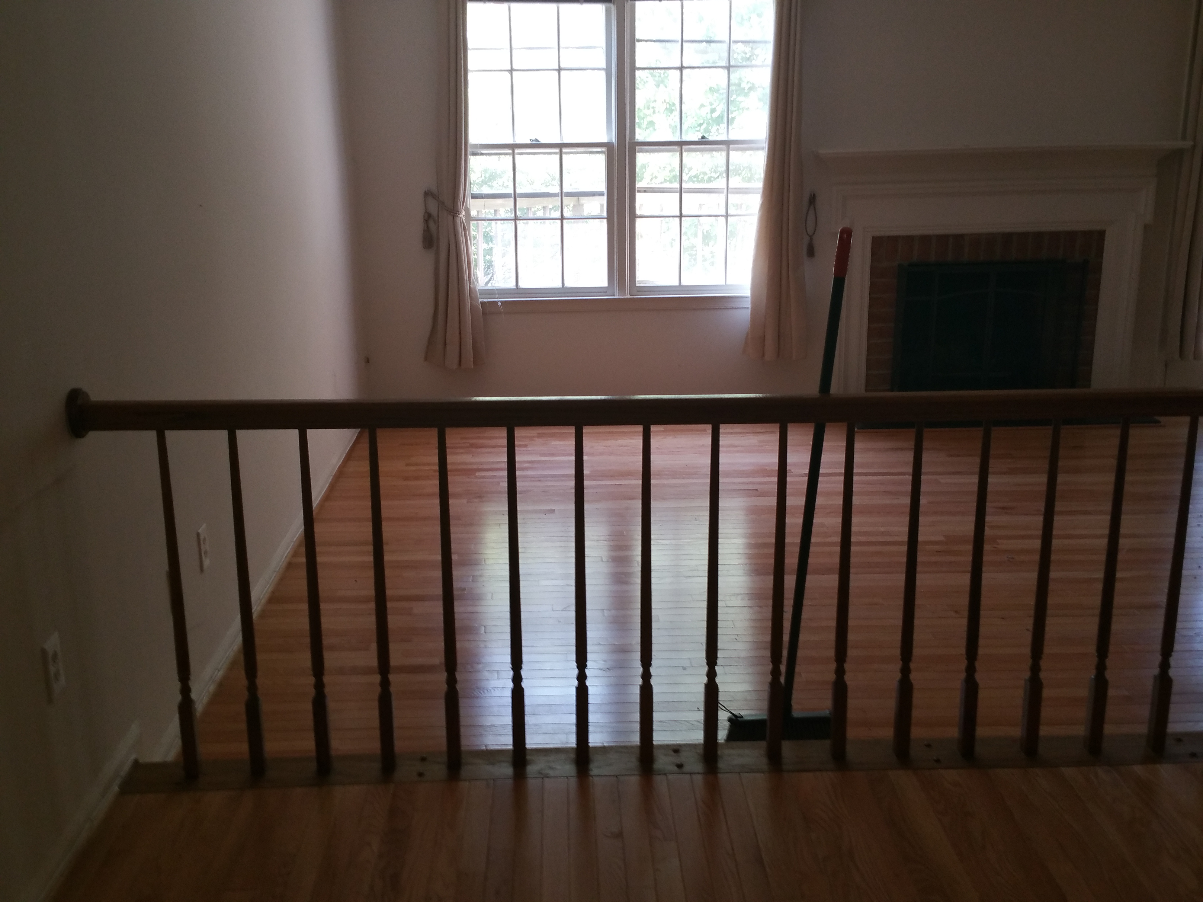 Crews and Associates Cleaning Service's Photo