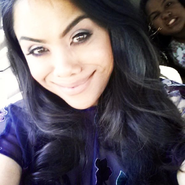 Mae's Cleaning Services Logo