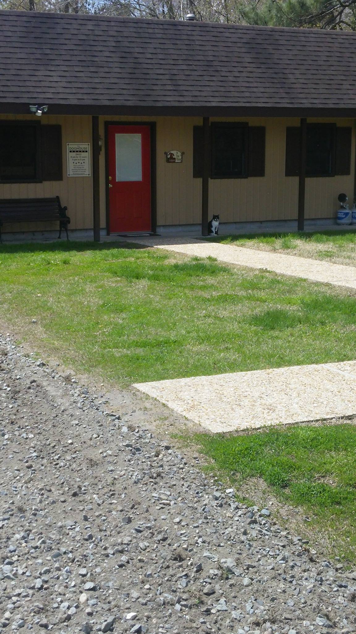 LMVM Dog House's Photo