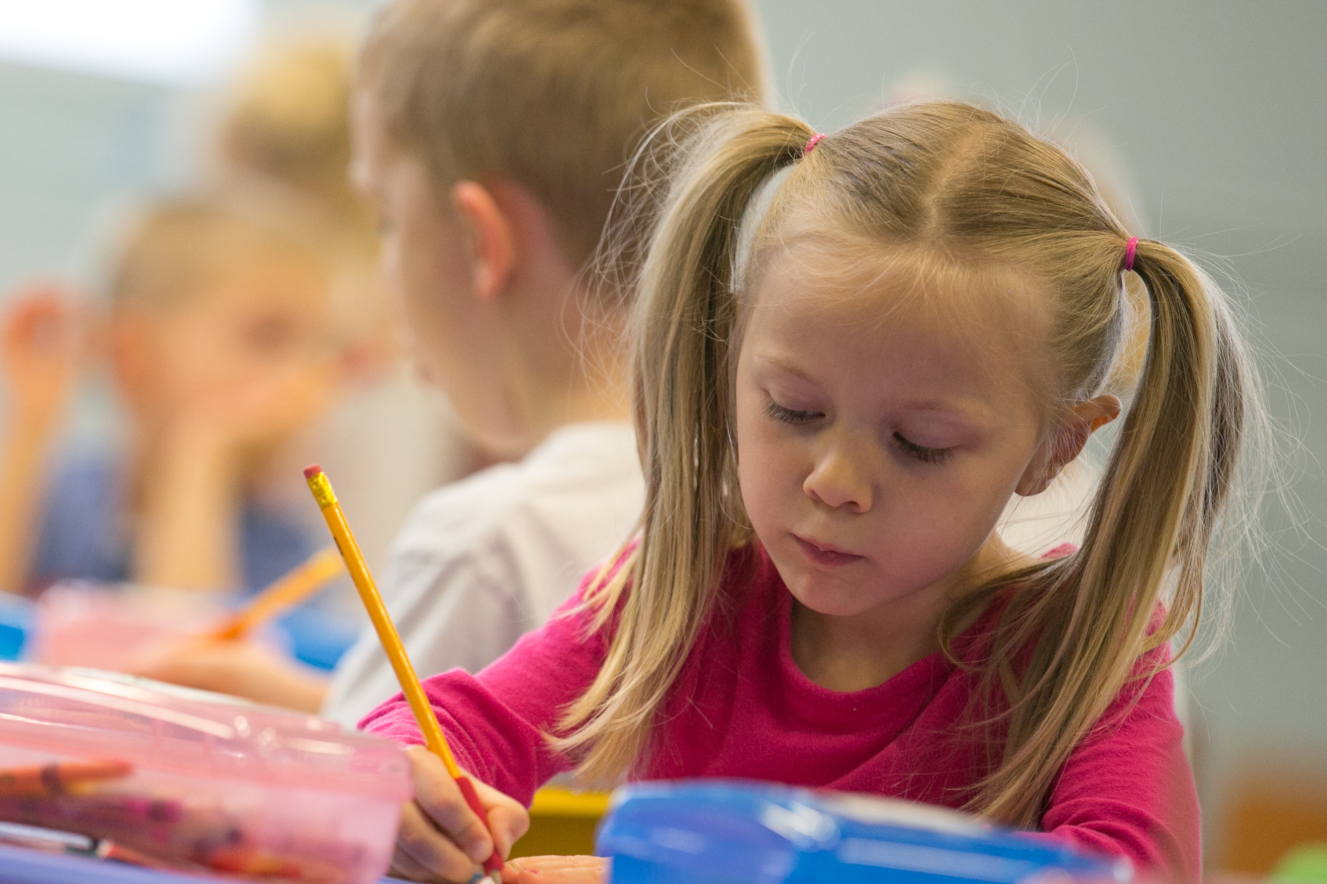 Shine Christian Preschool And Kindergarten Logo