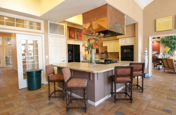 A Squeaky Clean's Photo