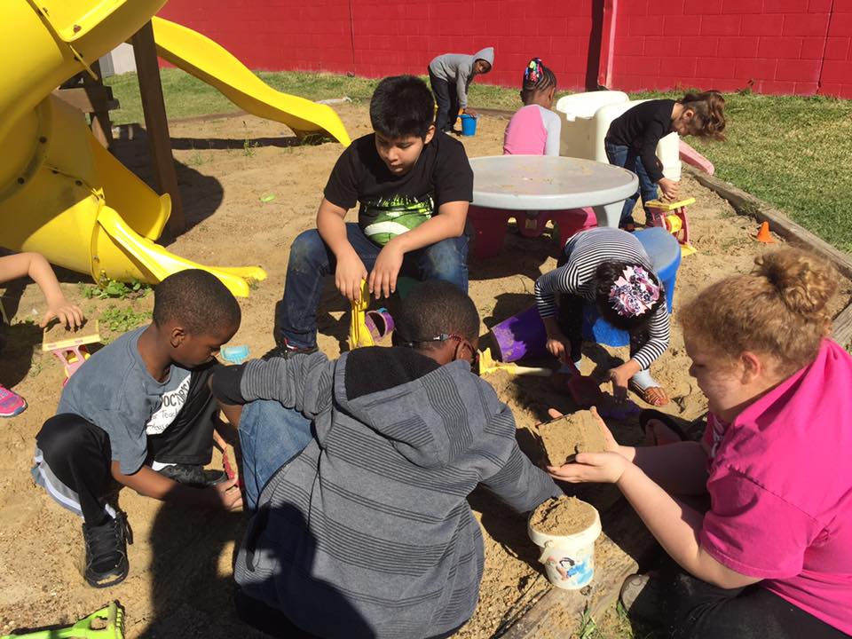 Kids Size World's Photo