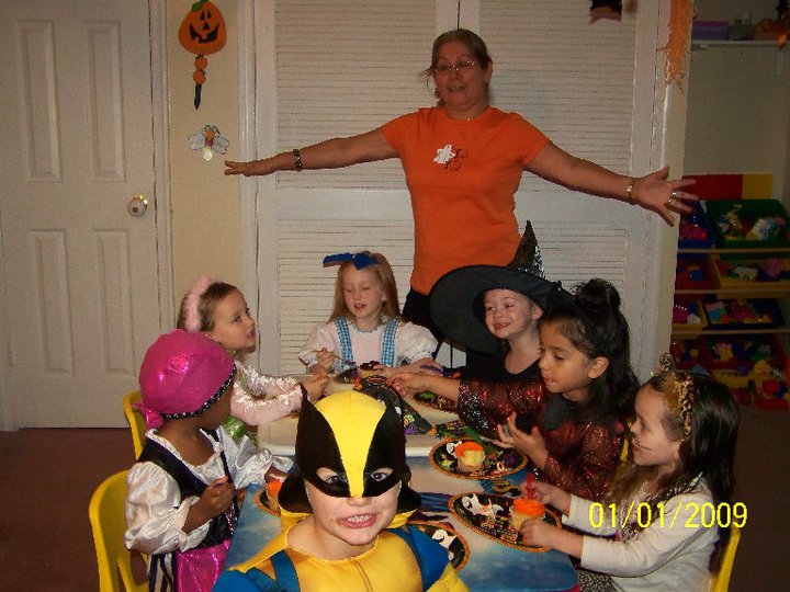 THE LITTLE WORLD's Photo