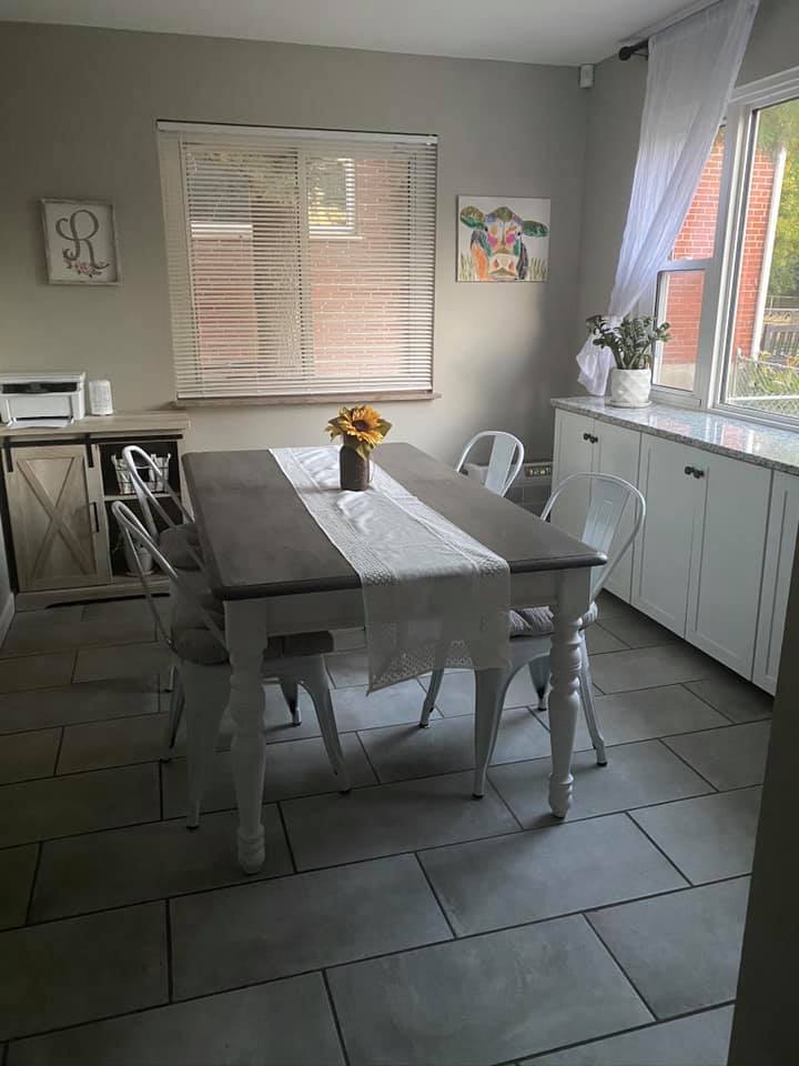 Peachy Clean Spaces, LLC's Photo