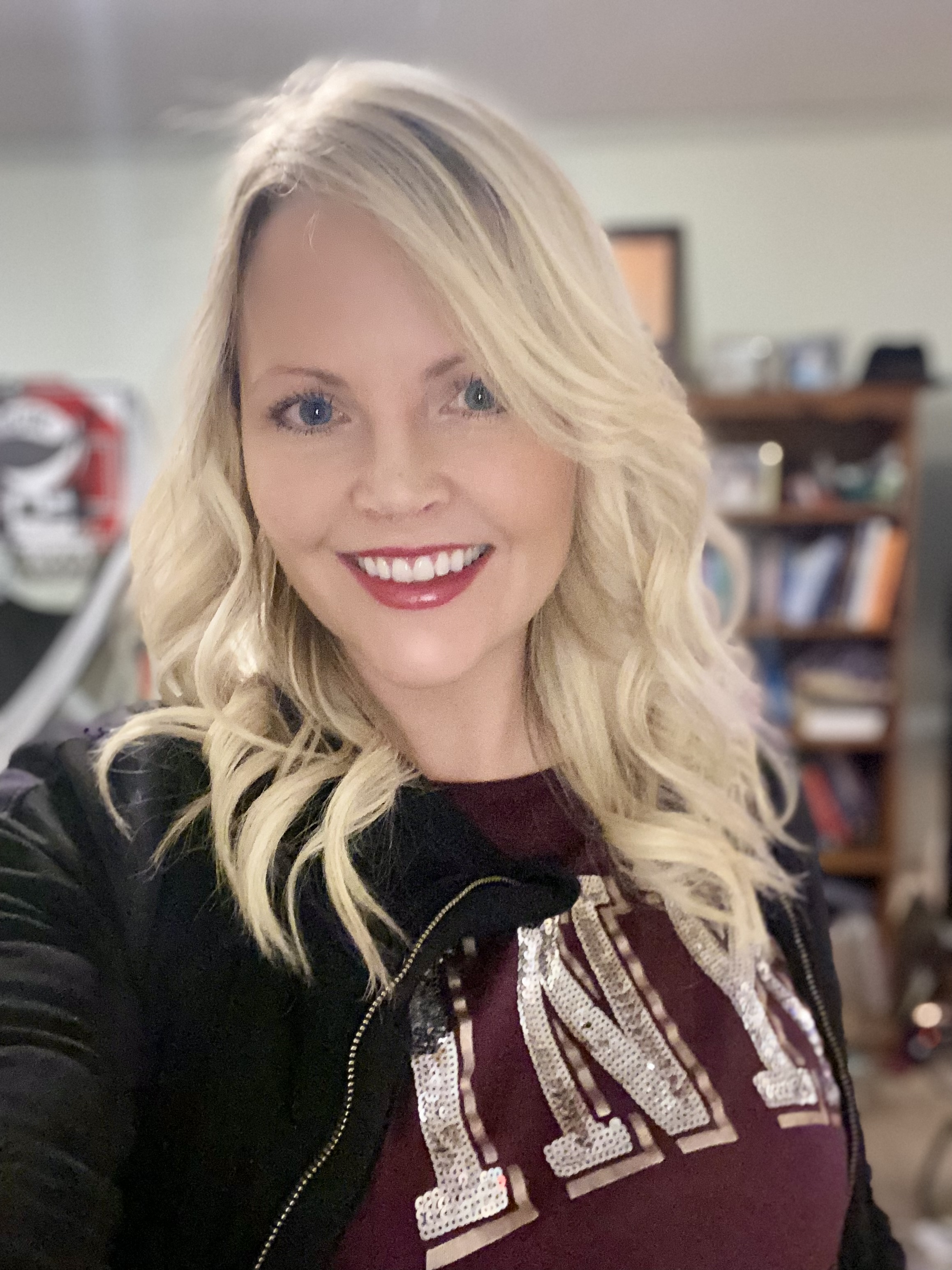 Maid to please's Photo