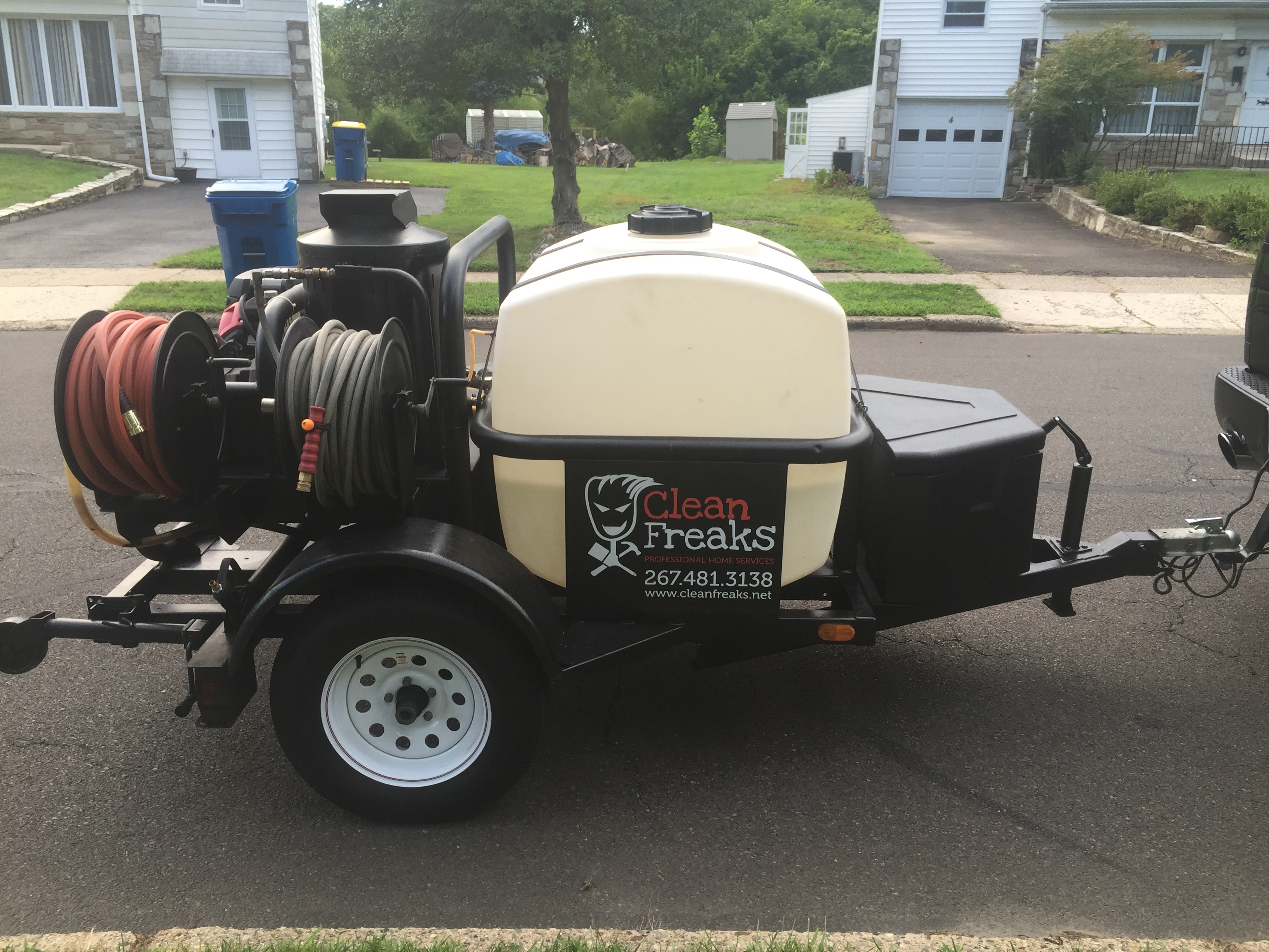 Clean Freaks's Photo