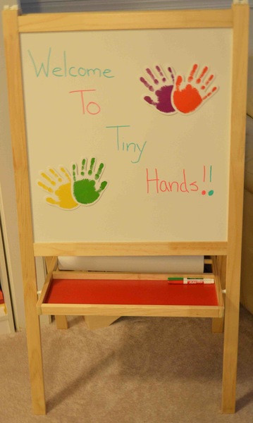 Tiny Hands Logo