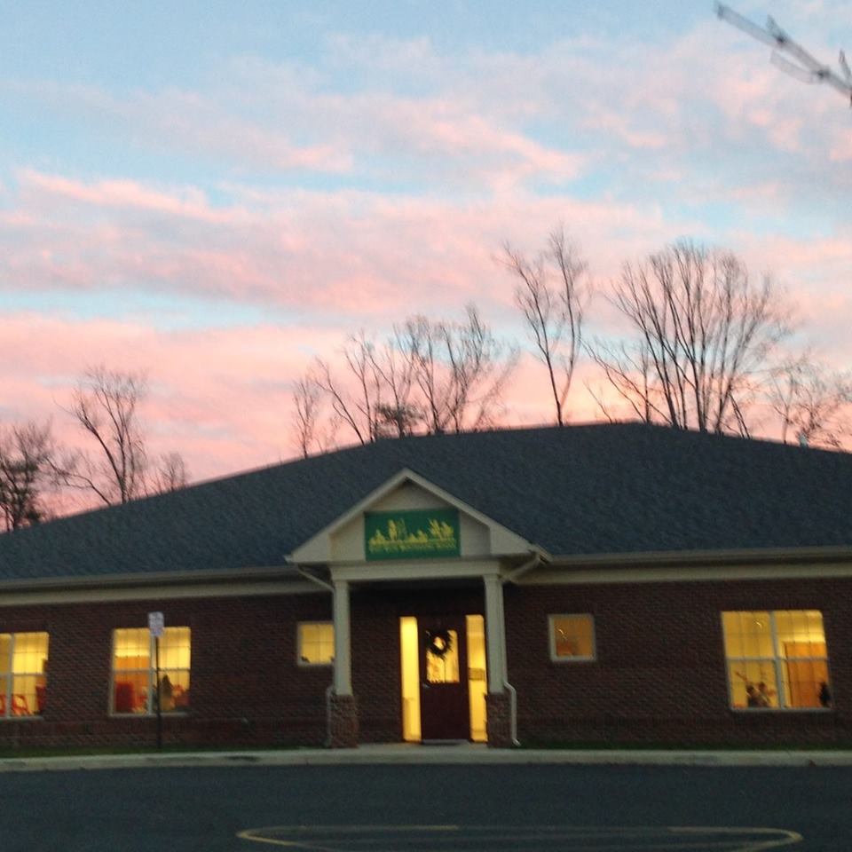 East Gate Montessori School Logo